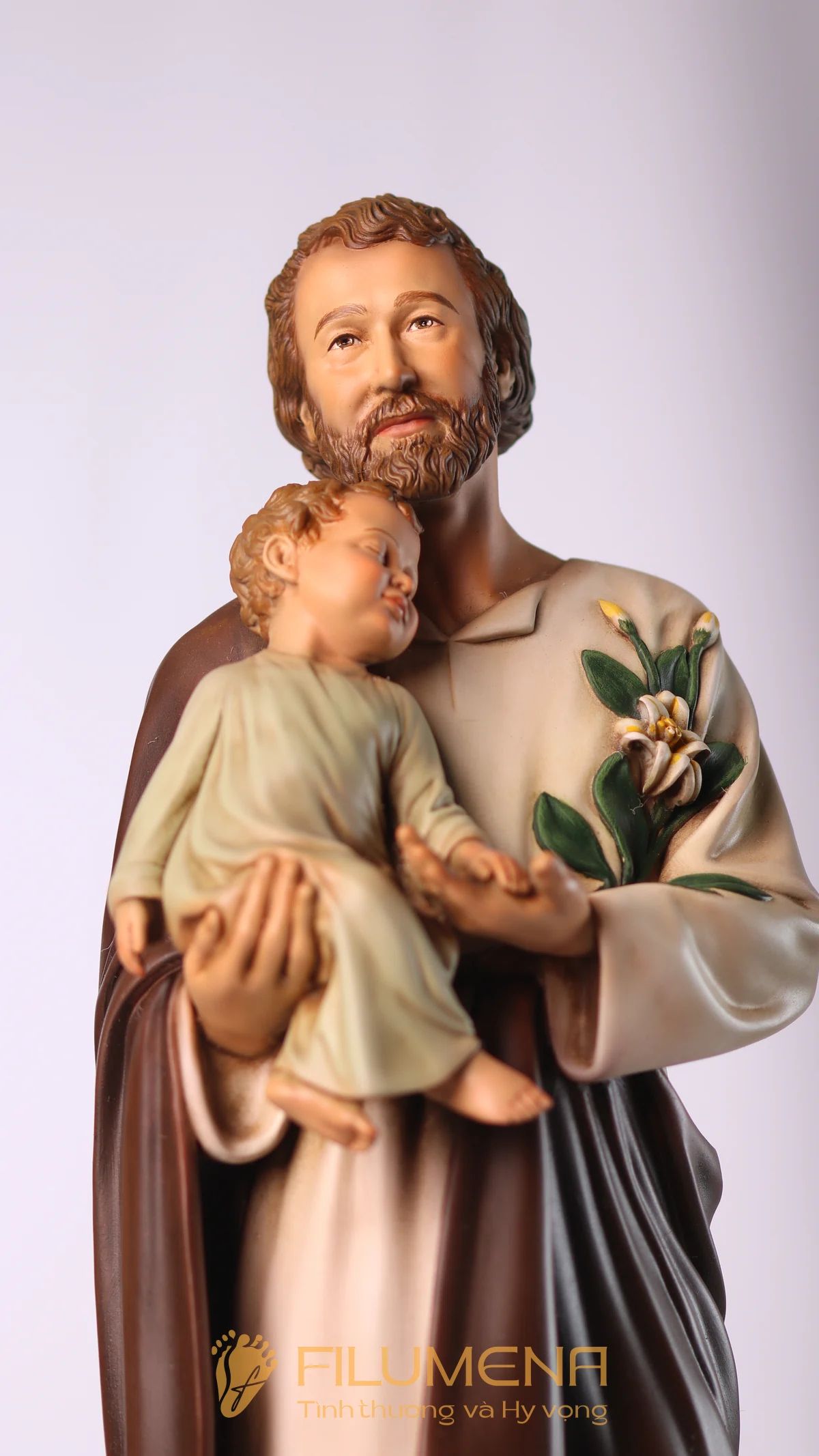 Cách chọn tượng Thánh Giuse cho gia đình theo không gian và đời sống cầu nguyện