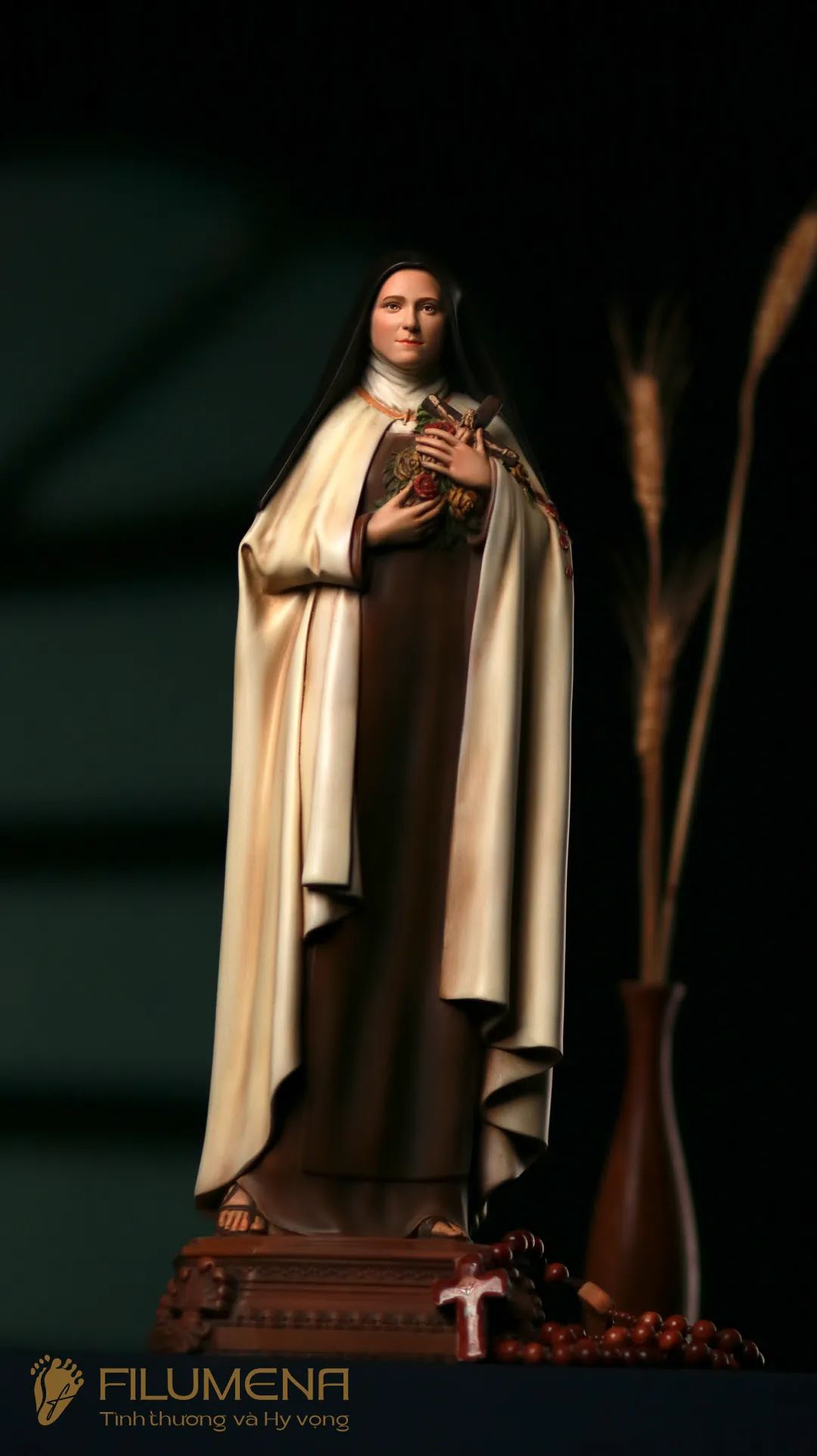 Tượng Thánh Tê-rê-sa Hài Đồng Giê-su, tác phẩm của Filumena