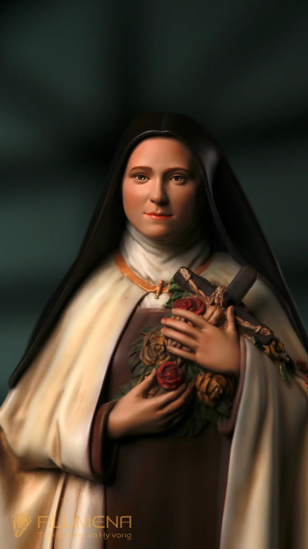 Tượng Thánh Tê-rê-sa Hài Đồng Giê-su, tác phẩm của Filumena
