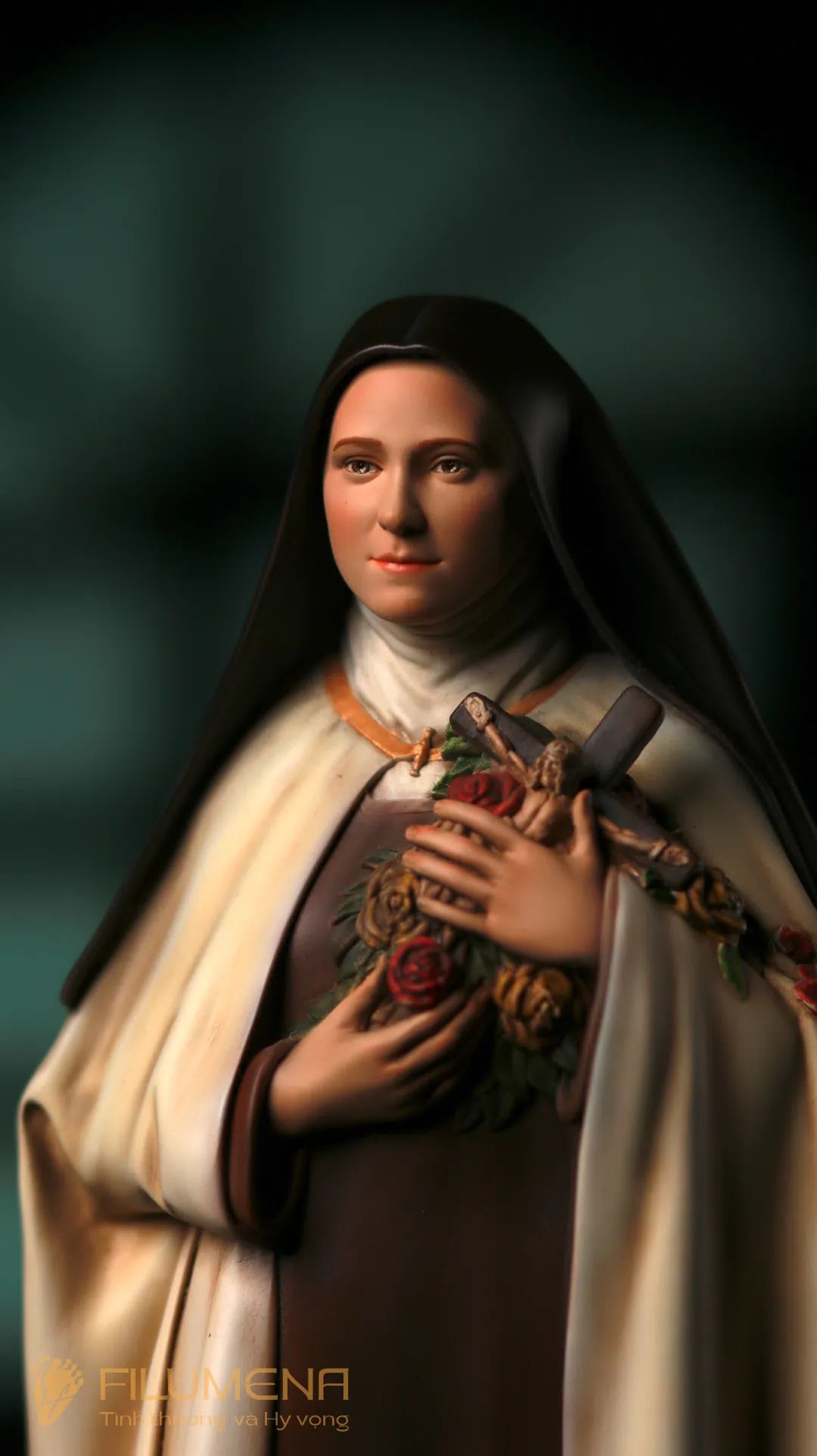 Tượng Thánh Tê-rê-sa Hài Đồng Giê-su, tác phẩm của Filumena