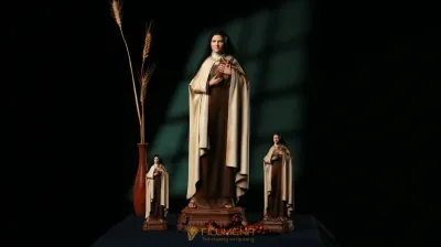 Hình ảnh tượng Thánh Tê-rê-sa Hài Đồng Giê-su của Filumena giúp tham khảo dáng tượng, thần thái và biểu tượng hoa hồng