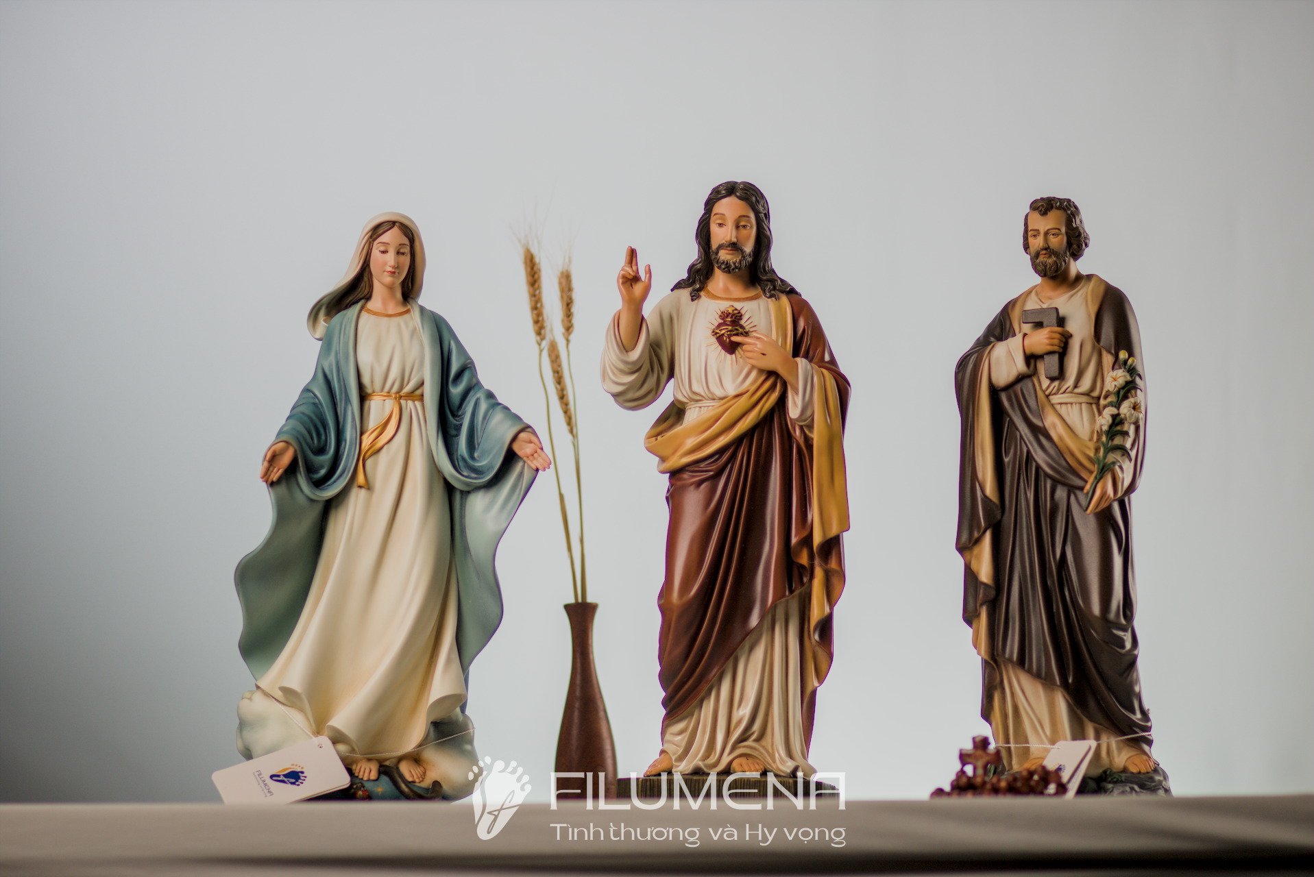 Bàn thờ Công giáo trong bộ sưu tập tượng Công giáo Filumena
