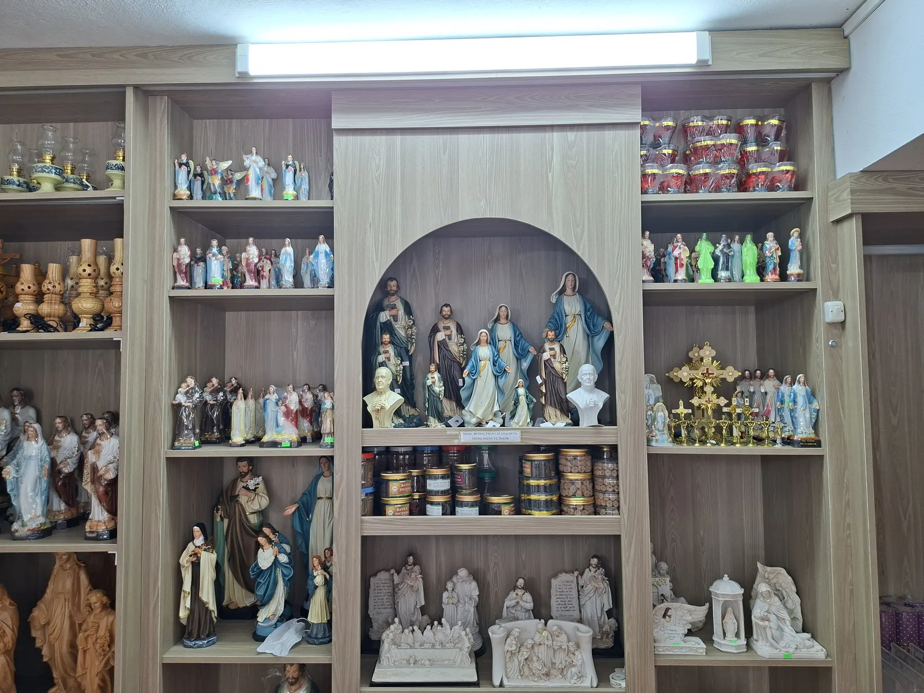Tượng Filumena bắt đầu trưng bày tại Đền Thánh Hưng Nghĩa